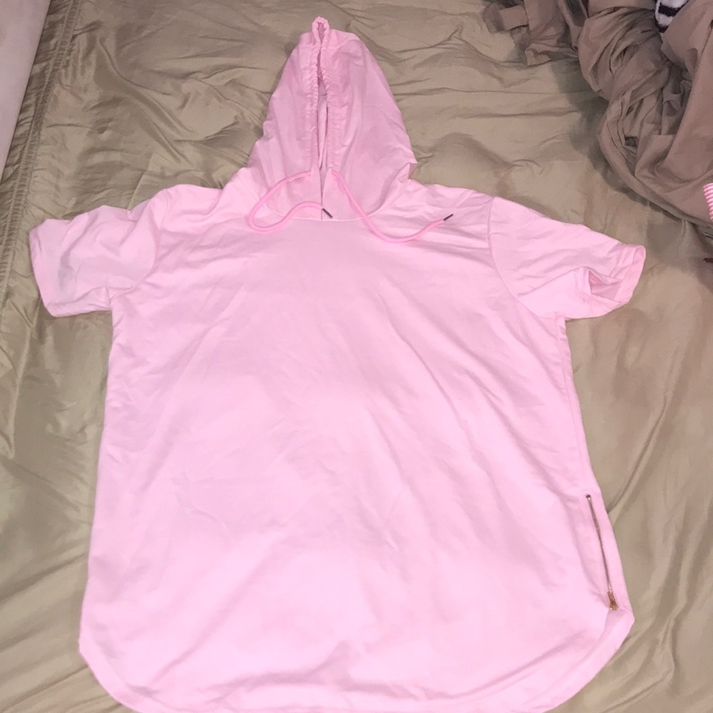 Pink elongated hoodie t-shirt